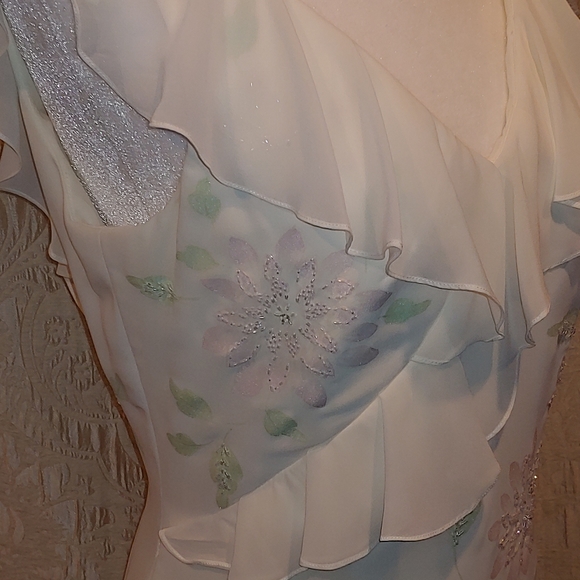 Formal Dress by St. Patrick - Picture 7 of 14